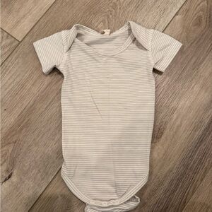 Quincy Mae Striped Onesie 6-12M